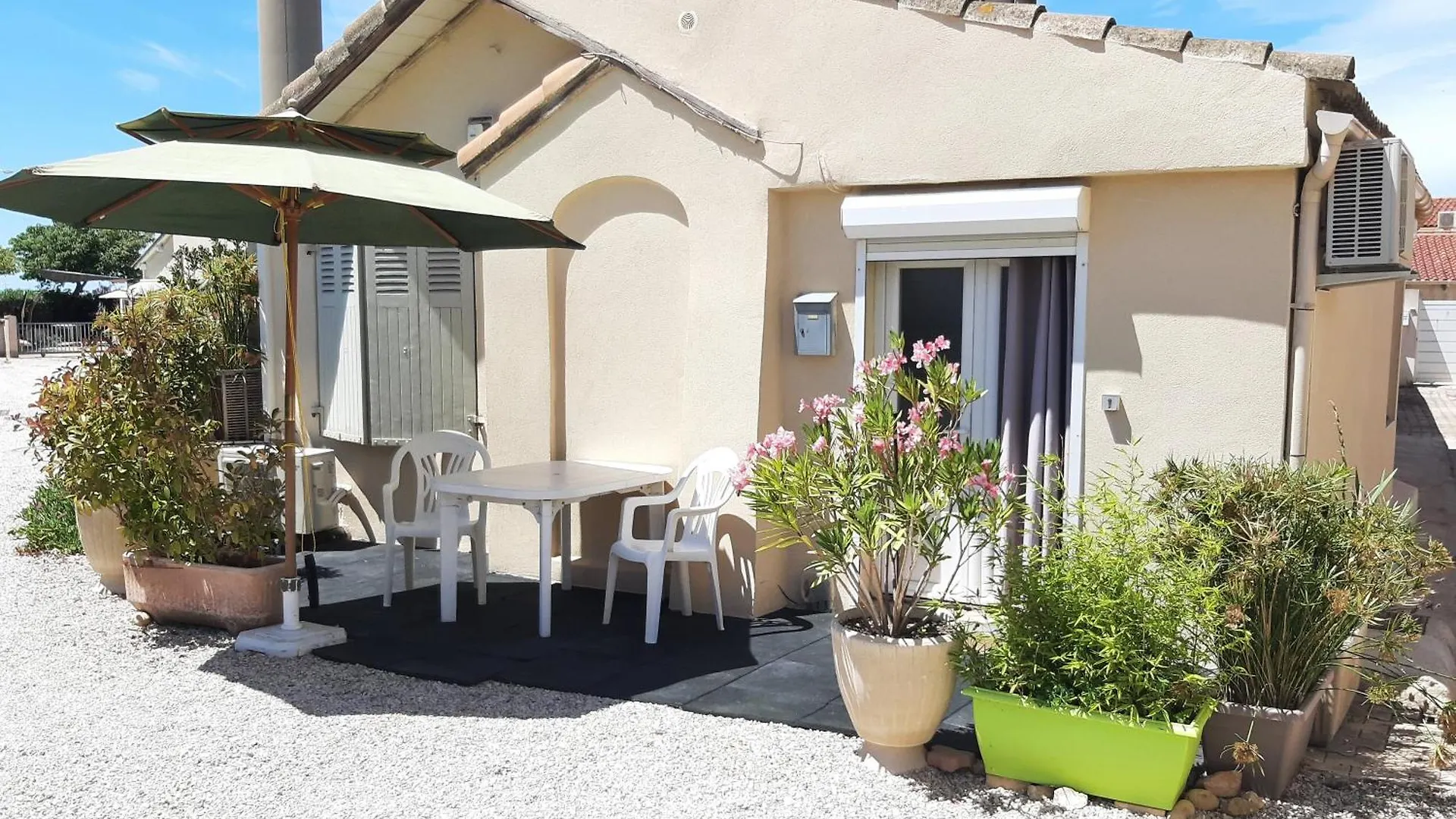 Appartement Meuble Bord De Mer Fos Sur Mer location