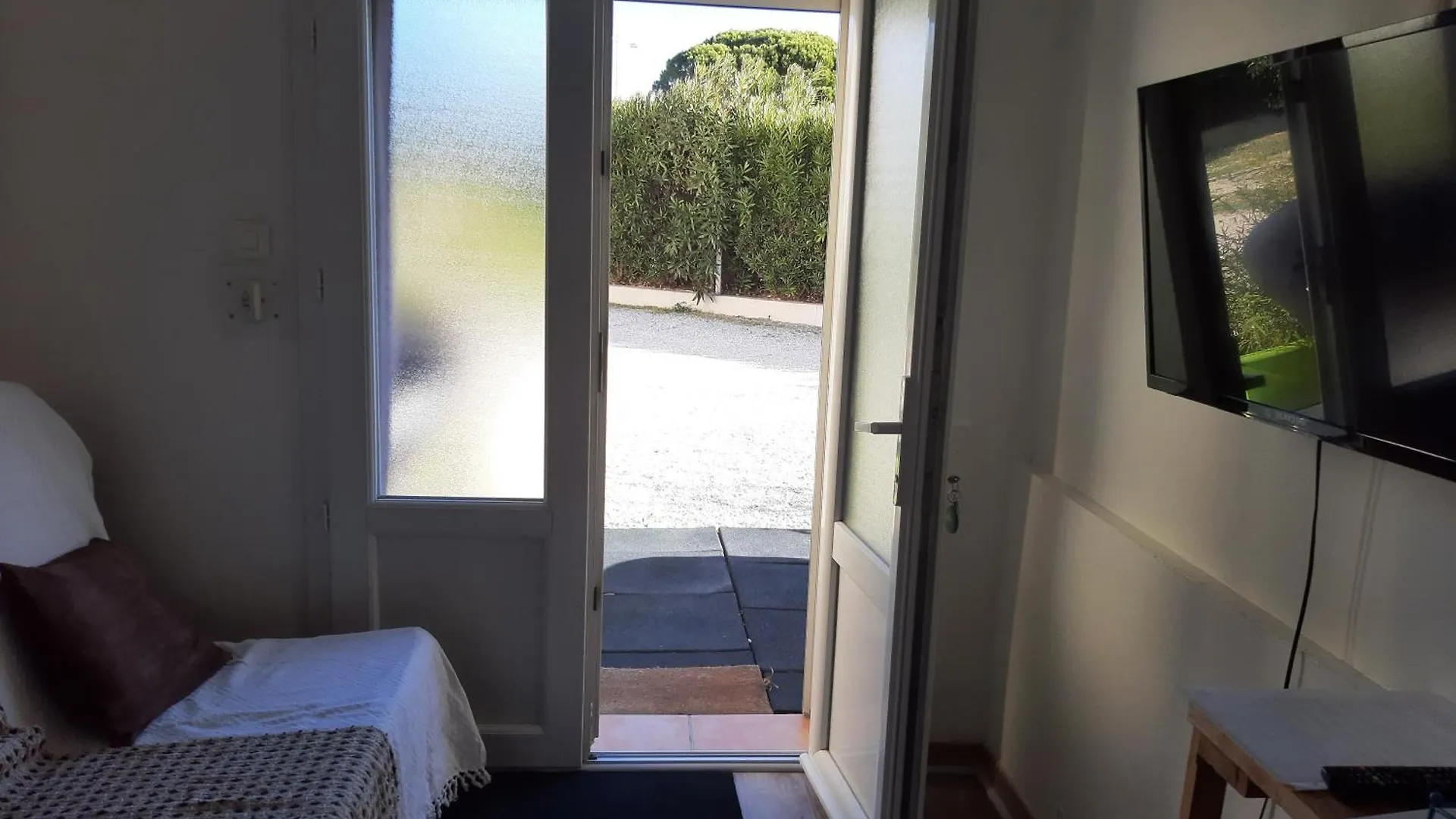 Appartement Meuble Bord De Mer Fos Sur Mer Fos-sur-Mer