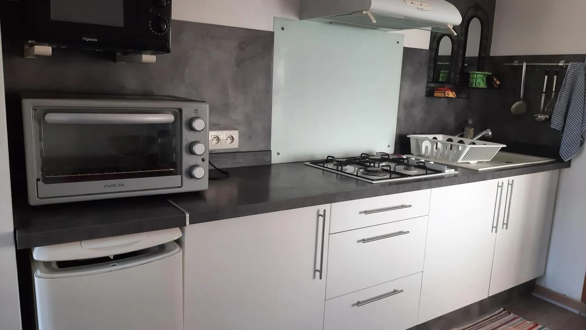 Appartement Meuble Bord De Mer Fos Sur Mer Fos-sur-Mer 0*,  France